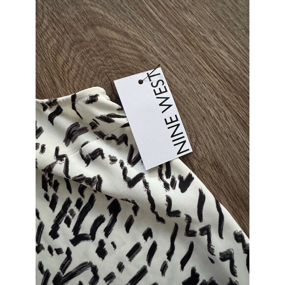 Nine West Black and White Sleeveless Tank Top NWT size Medium - Picture 4 of 8